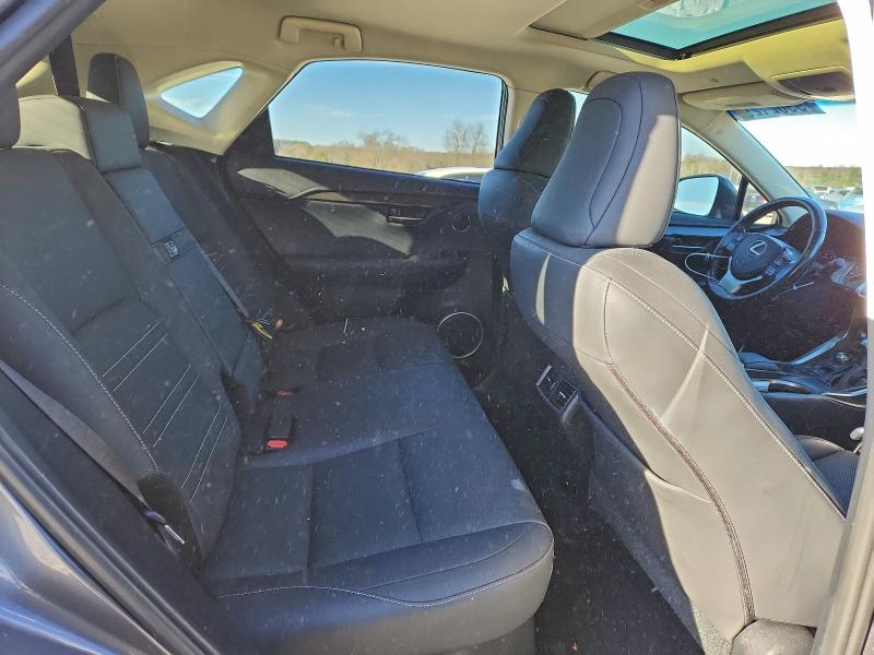 Фото 11 - LEXUS NX