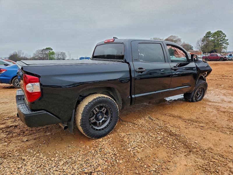 Фото 3 - TOYOTA TUNDRA