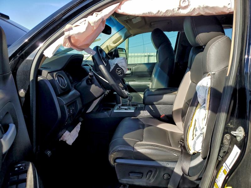 Фото 7 - TOYOTA TUNDRA