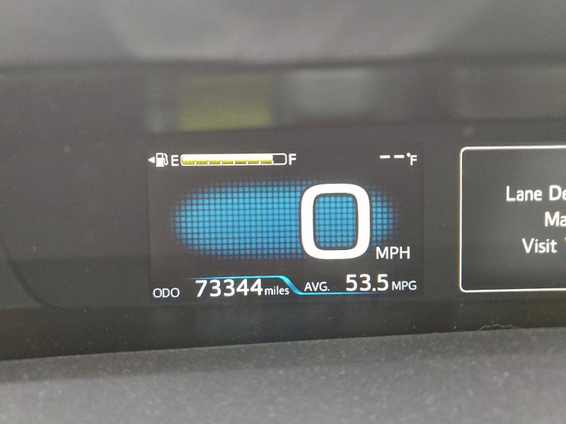 Фото 9 - TOYOTA PRIUS