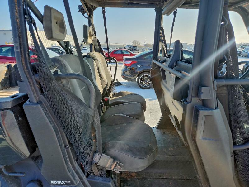 CAN-AM DEFENDER X 2025