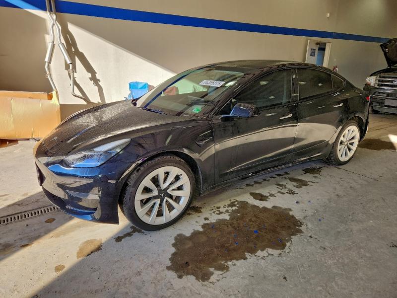 Фото 1 - TESLA MODEL 3