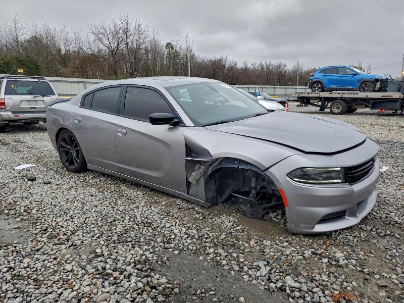 Фото 4 - DODGE CHARGER