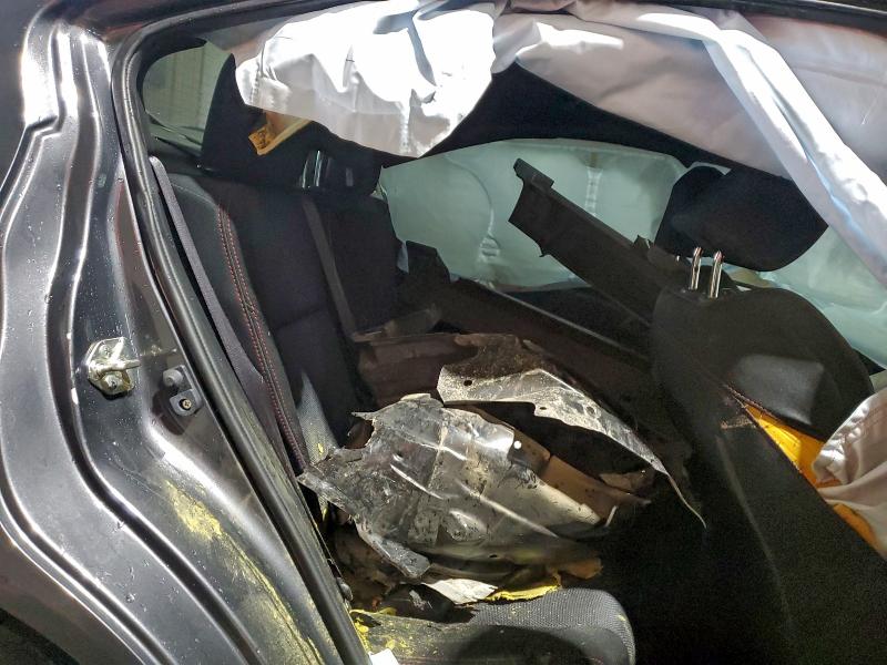 Фото 10 - SUBARU WRX