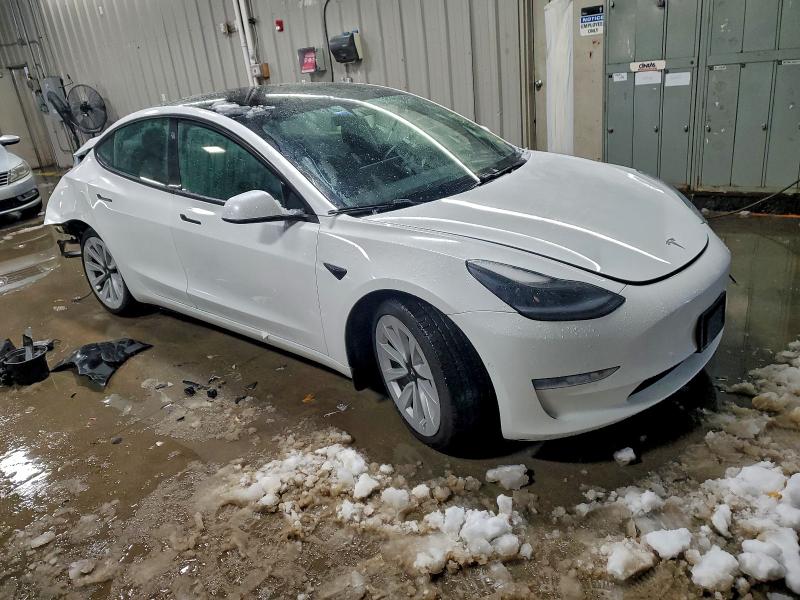 Фото 4 - TESLA MODEL 3