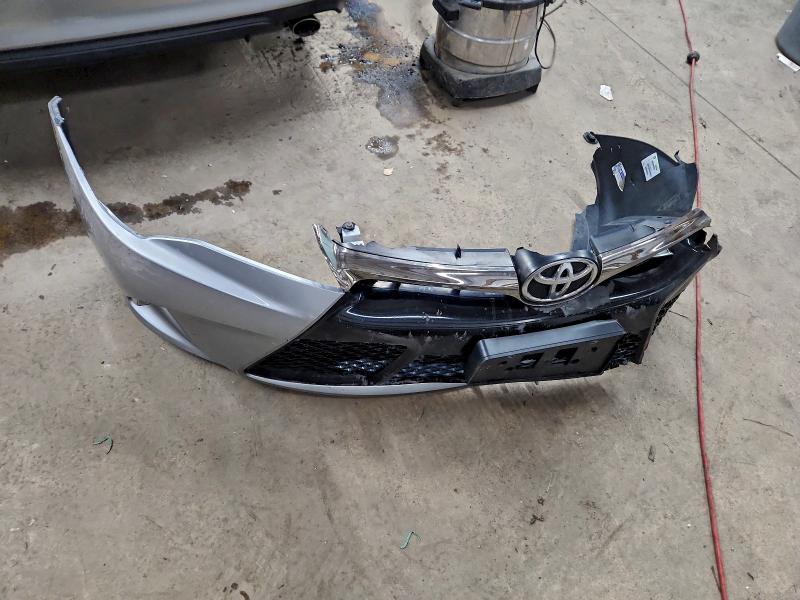 Фото 12 - TOYOTA CAMRY