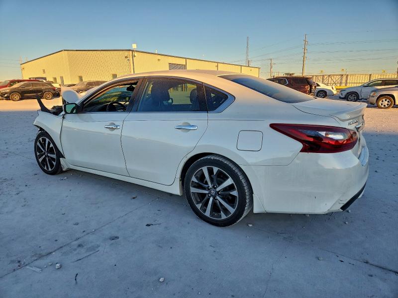 Фото 2 - NISSAN ALTIMA