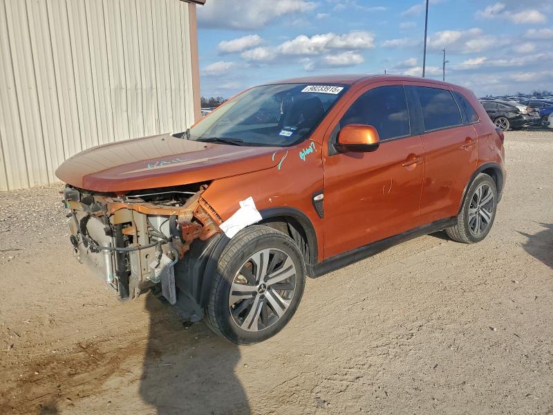 Фото 1 - MITSUBISHI OUTLANDER