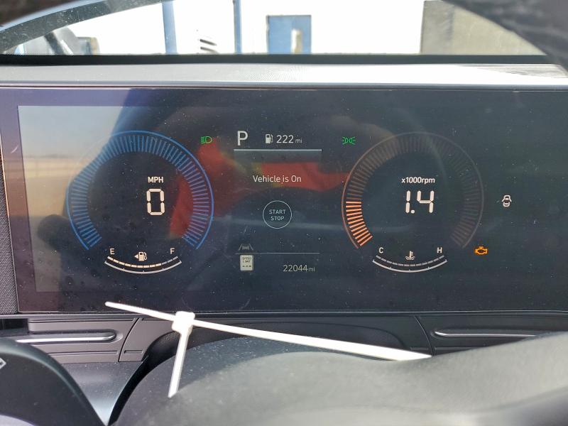 Фото 9 - HYUNDAI KONA