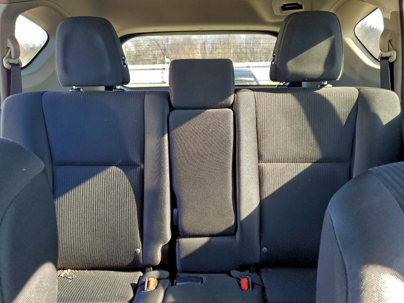 Фото 10 - TOYOTA RAV4