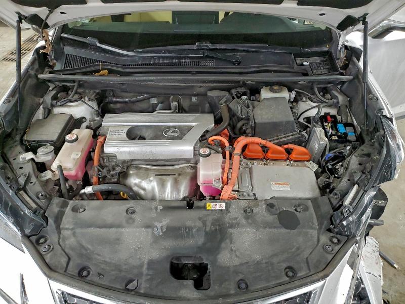 Фото 12 - LEXUS NX