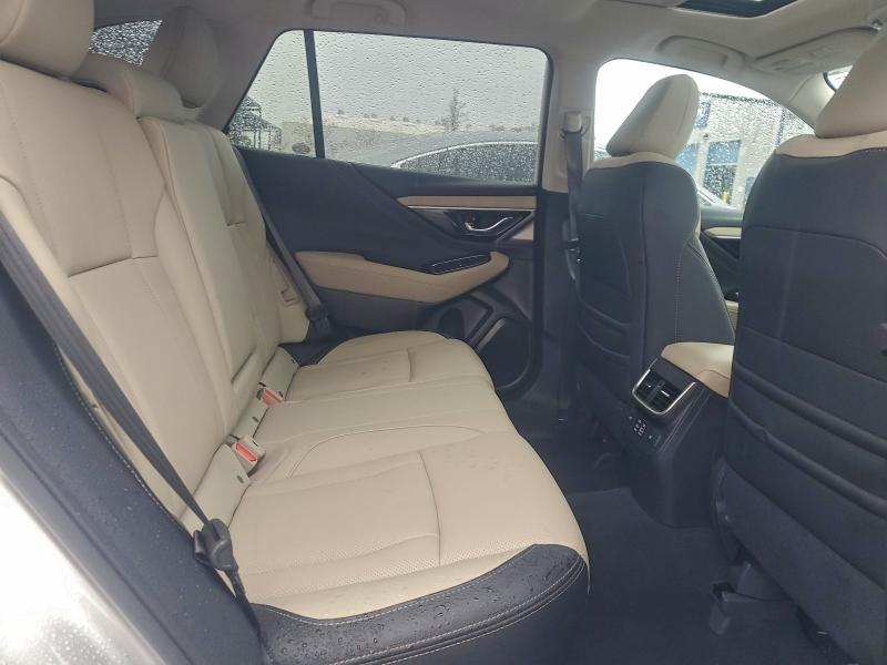 Фото 11 - SUBARU OUTBACK