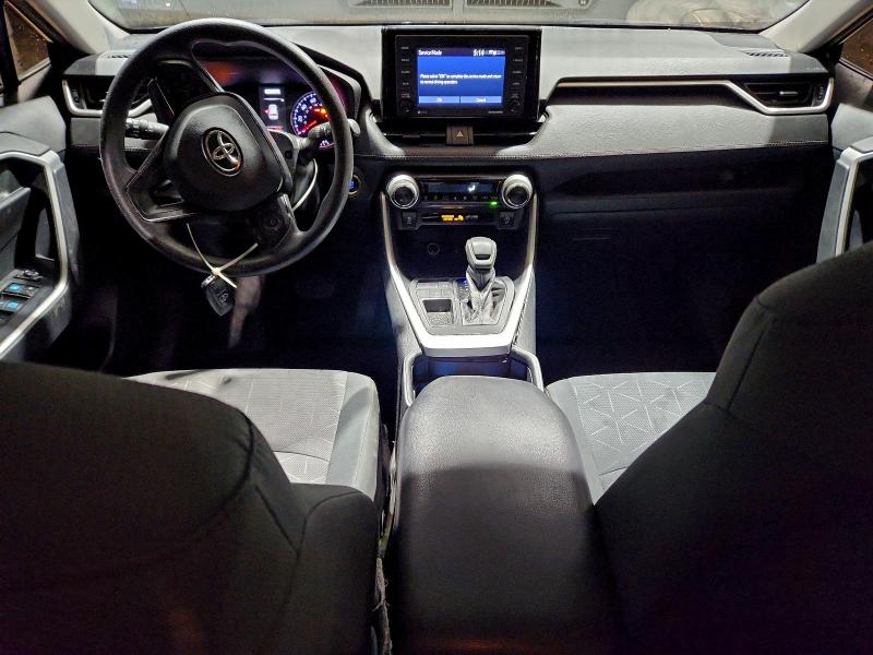 Фото 8 - TOYOTA RAV4