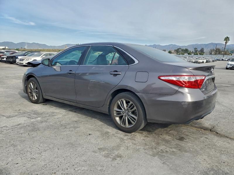 Фото 2 - TOYOTA CAMRY
