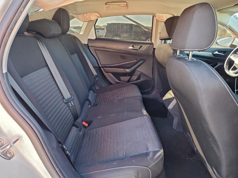 Фото 10 - VOLKSWAGEN JETTA