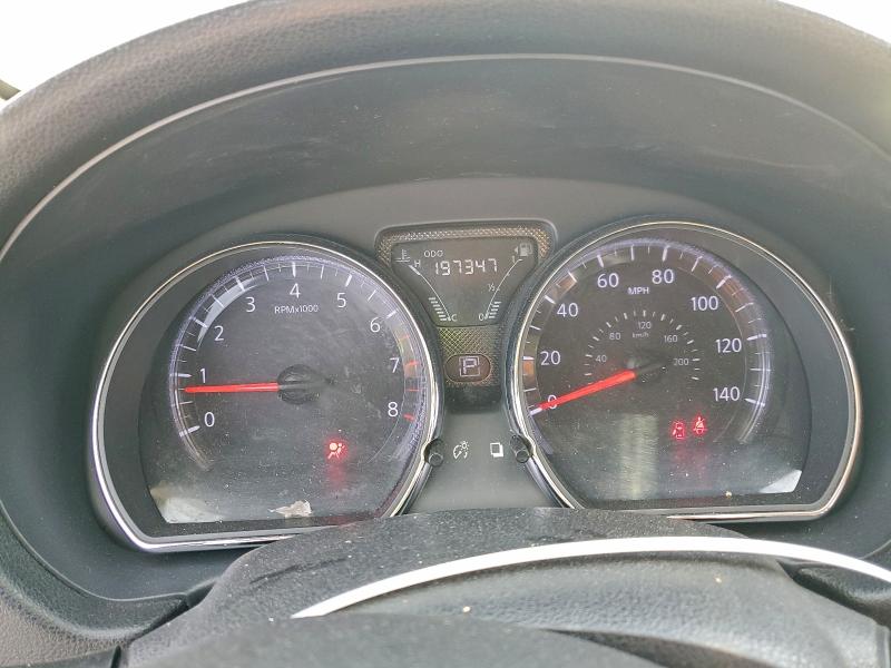 Фото 9 - NISSAN VERSA