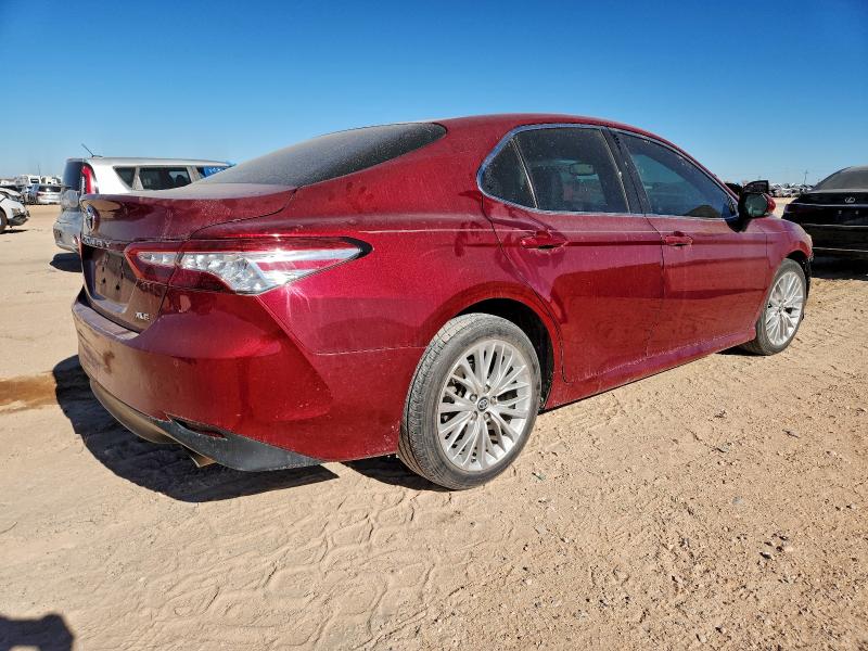 Фото 3 - TOYOTA CAMRY