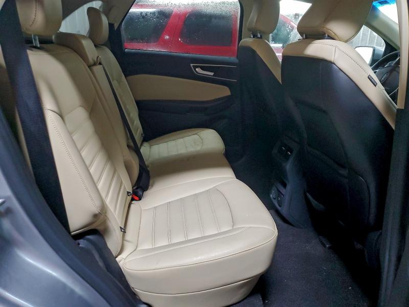 Фото 10 - FORD EDGE