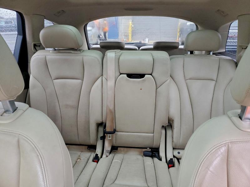 Фото 10 - AUDI Q7