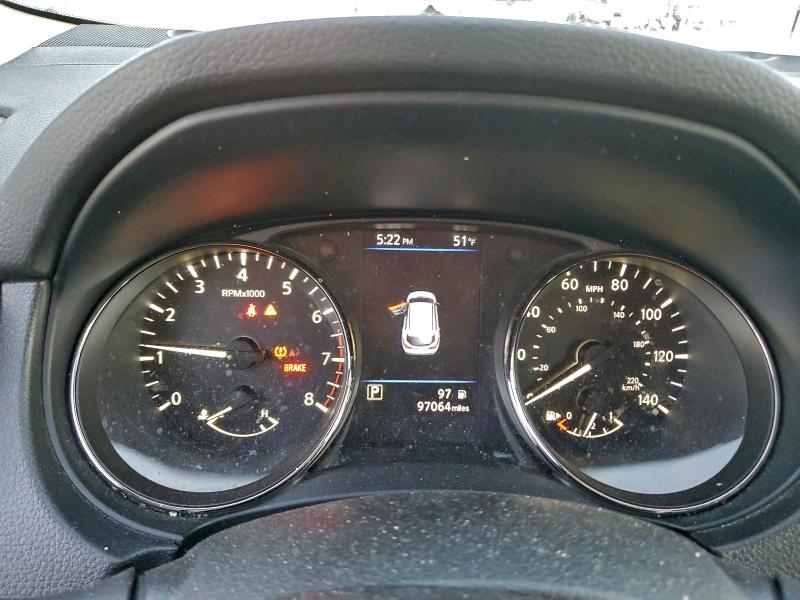 Фото 9 - NISSAN ROGUE