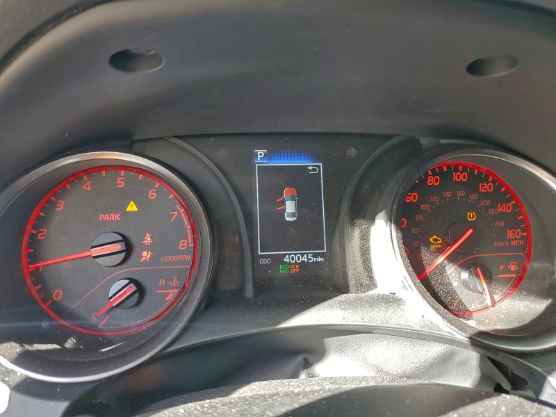 Фото 9 - TOYOTA CAMRY