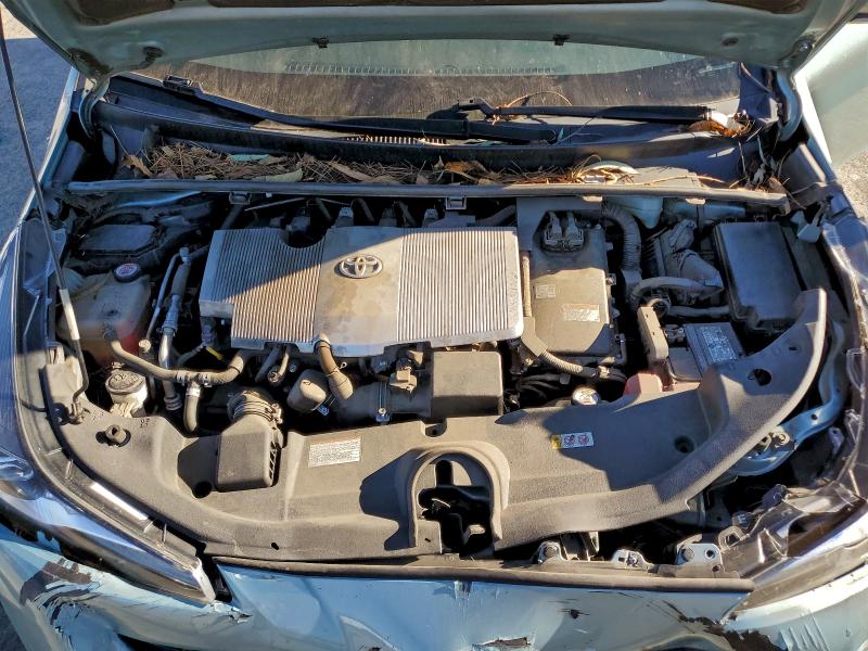 Фото 11 - TOYOTA PRIUS