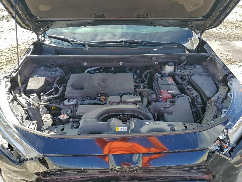 Фото 12 - TOYOTA RAV4