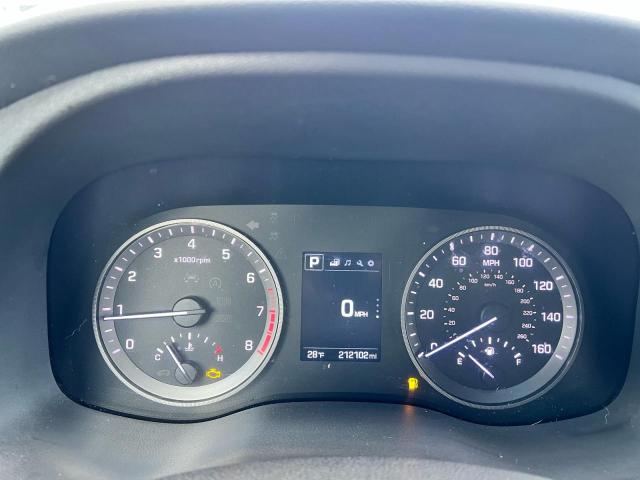 Фото 8 - HYUNDAI TUCSON