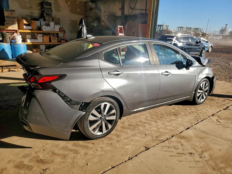 Фото 3 - NISSAN VERSA