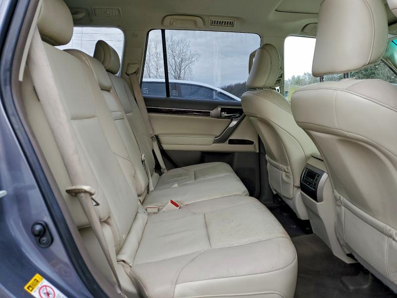 Фото 11 - LEXUS GX