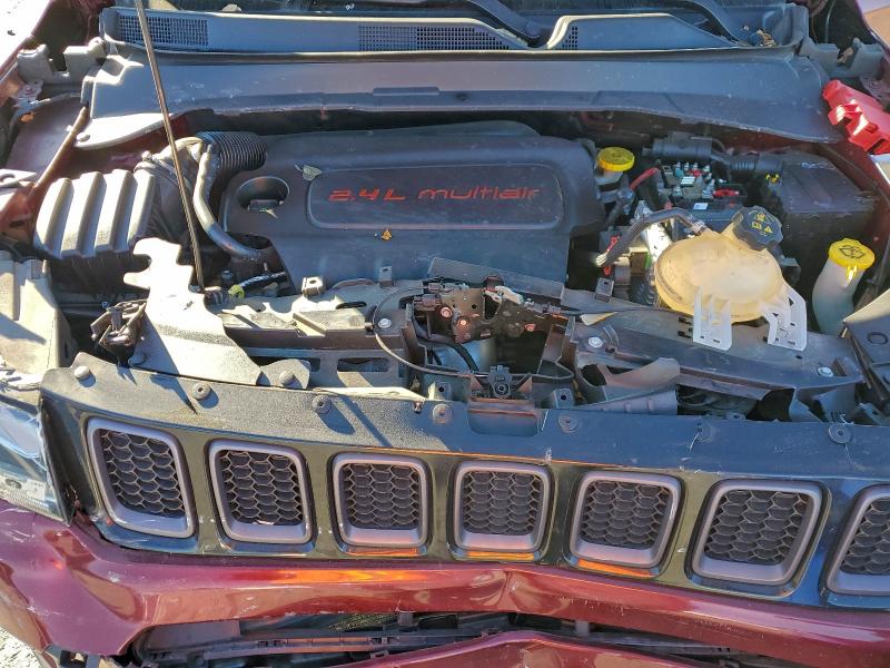 Фото 12 - JEEP COMPASS