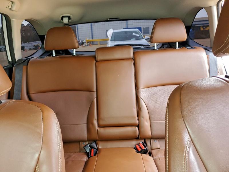 Фото 10 - SUBARU OUTBACK