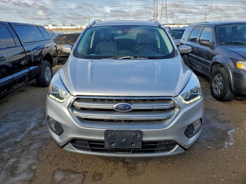 Фото 5 - FORD ESCAPE