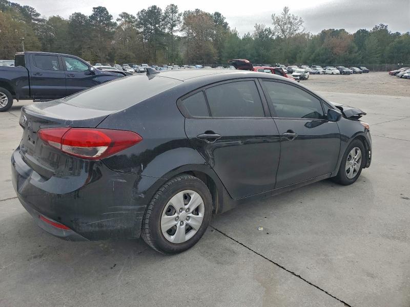 Фото 3 - KIA FORTE