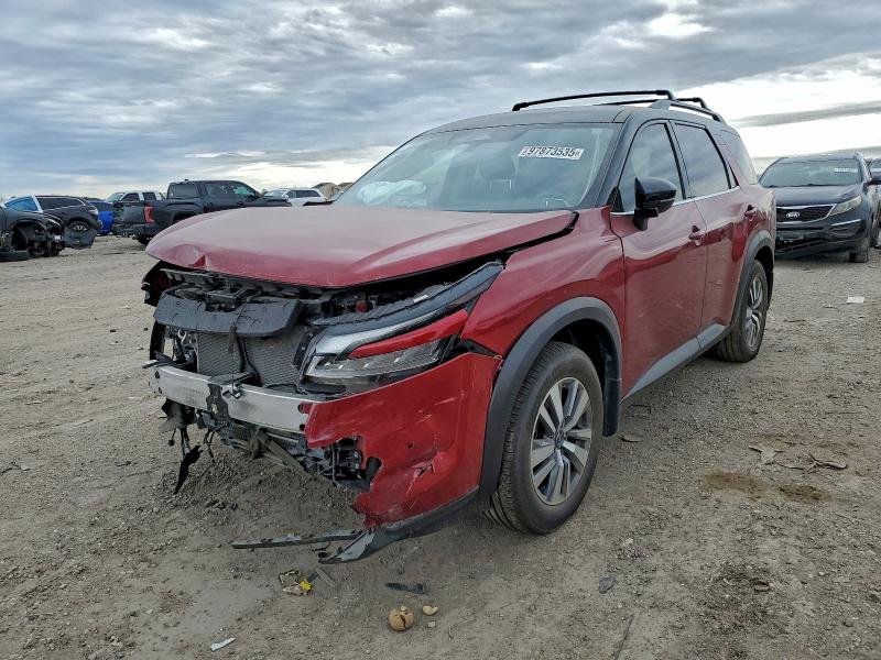 Фото 1 - NISSAN PATHFINDER