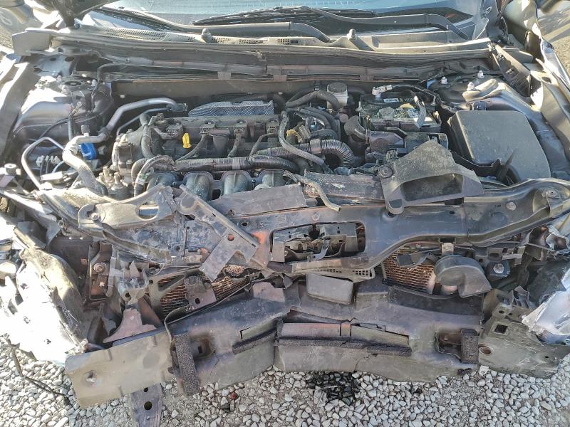 Фото 11 - MAZDA 3