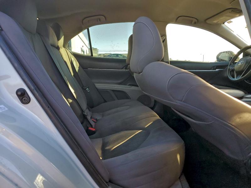 Фото 10 - TOYOTA CAMRY