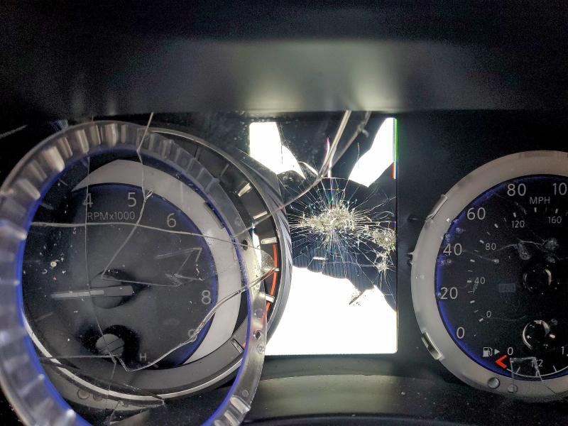 Фото 9 - INFINITI Q60