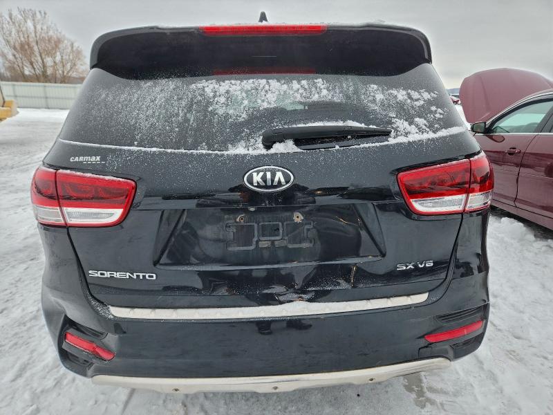 Фото 6 - KIA SORENTO