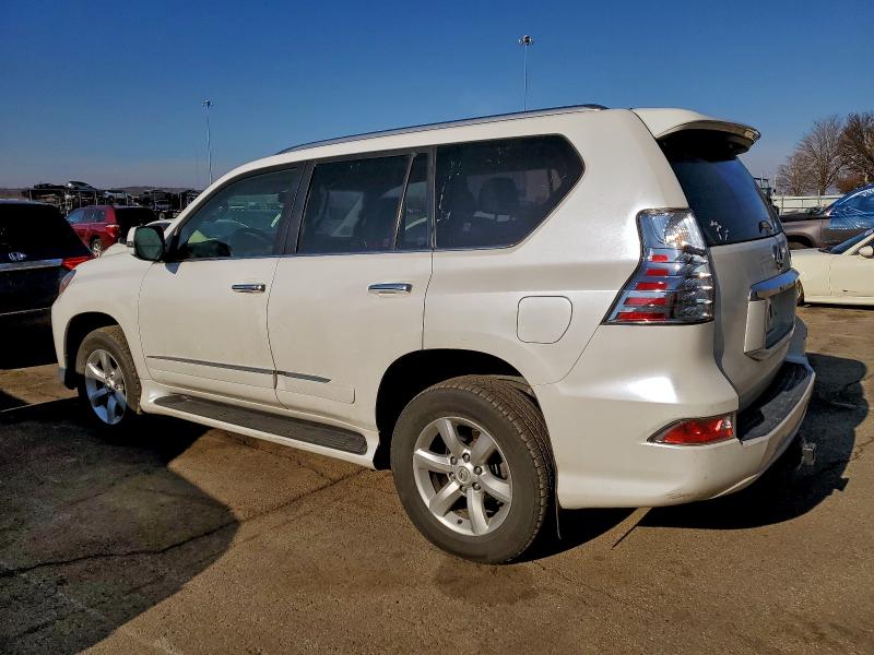 Фото 2 - LEXUS GX