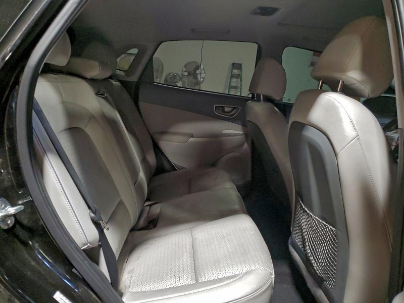 Фото 11 - HYUNDAI KONA