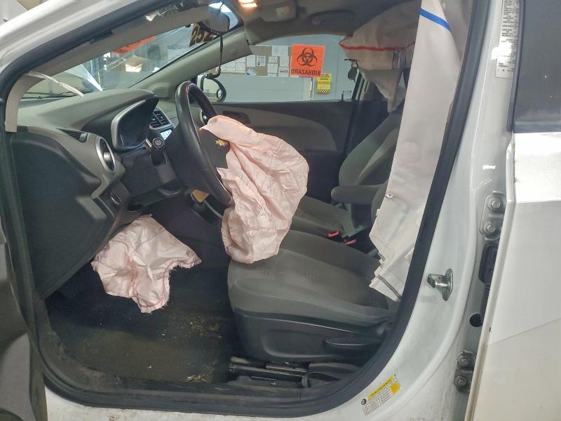 Фото 7 - CHEVROLET SONIC