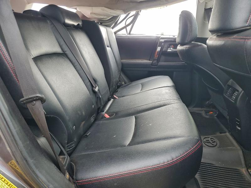 Фото 10 - TOYOTA 4RUNNER