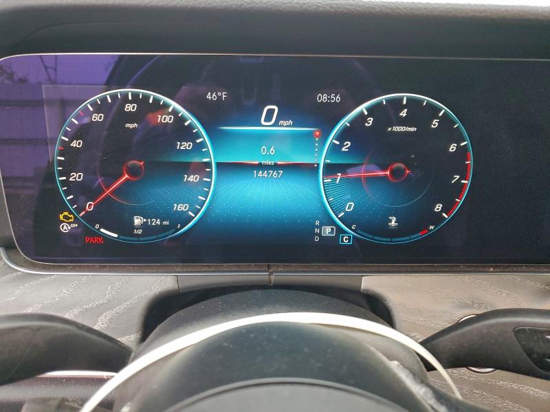 Фото 9 - MERCEDES-BENZ E-CLASS