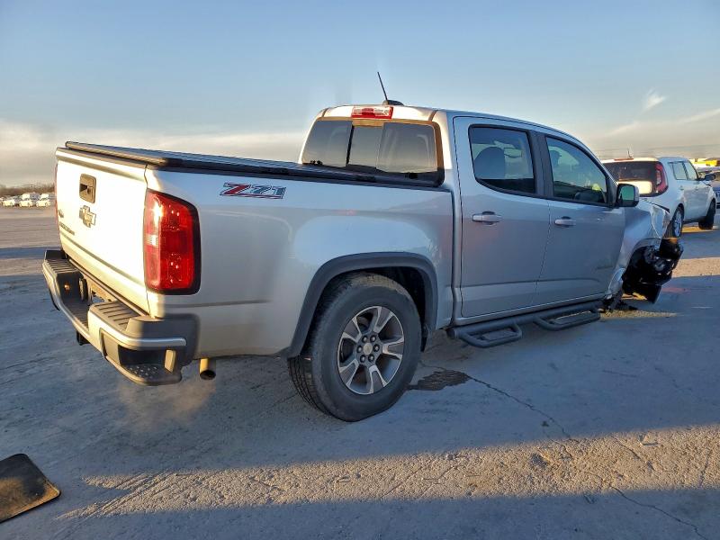 Фото 3 - CHEVROLET COLORADO