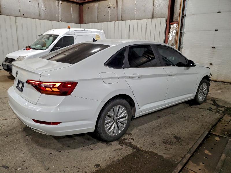 Фото 3 - VOLKSWAGEN JETTA