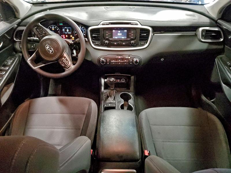 Фото 8 - KIA SORENTO