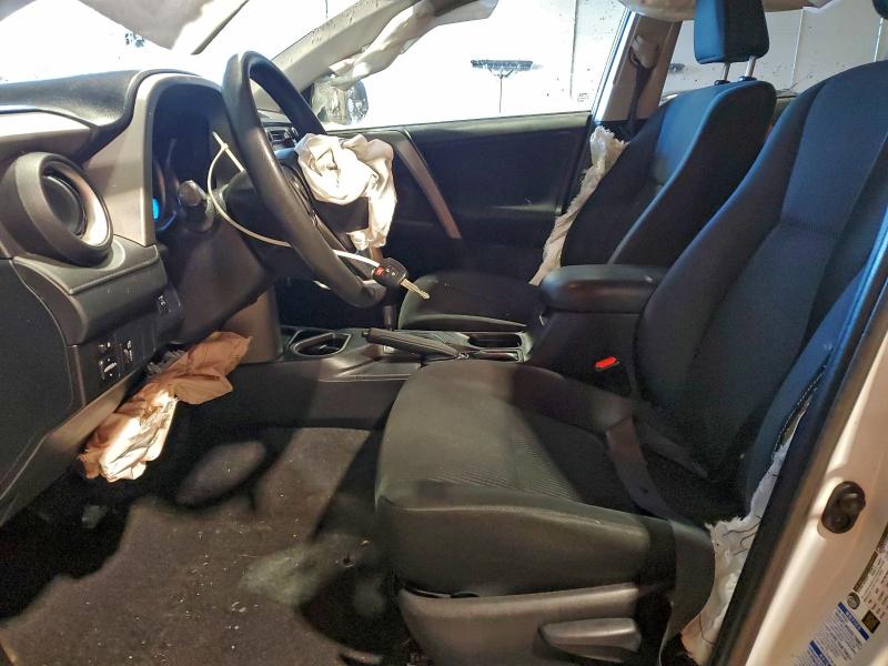 Фото 7 - TOYOTA RAV4