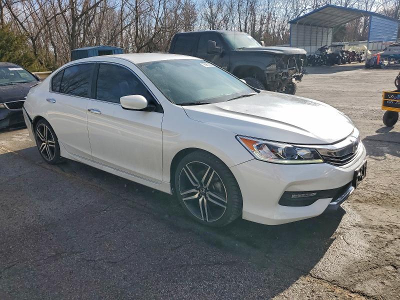 Фото 4 - HONDA ACCORD