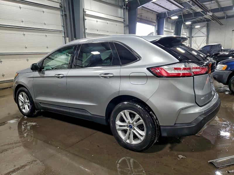 Фото 2 - FORD EDGE